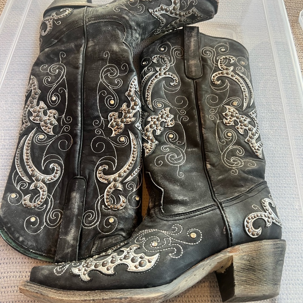 Corral Embroidered Black Western Boots - image 3